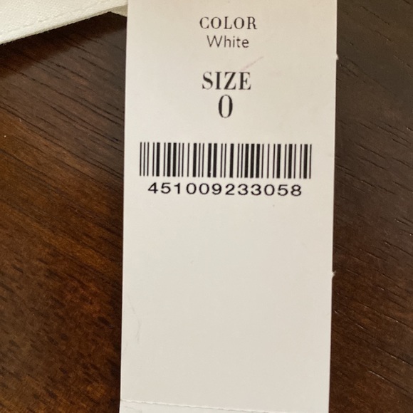 White House Black Market White Cold Shoulder Blouse Size 0 NWT - Picture 7 of 7